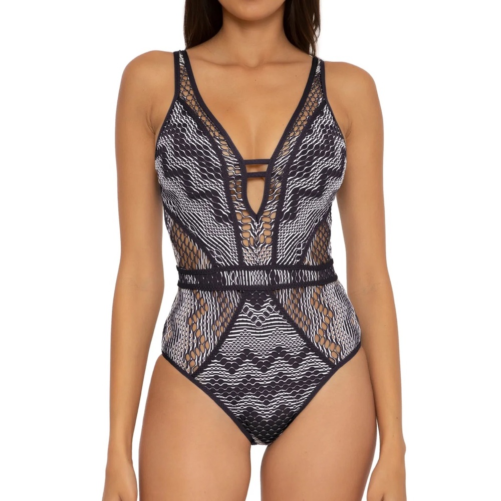 Becca one piece swimsuit